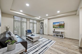 9Ft ceilings in every home